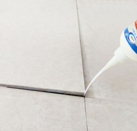 江津瓷砖空鼓维修公司分享卫生间瓷砖脱落的原因可能有以下几点